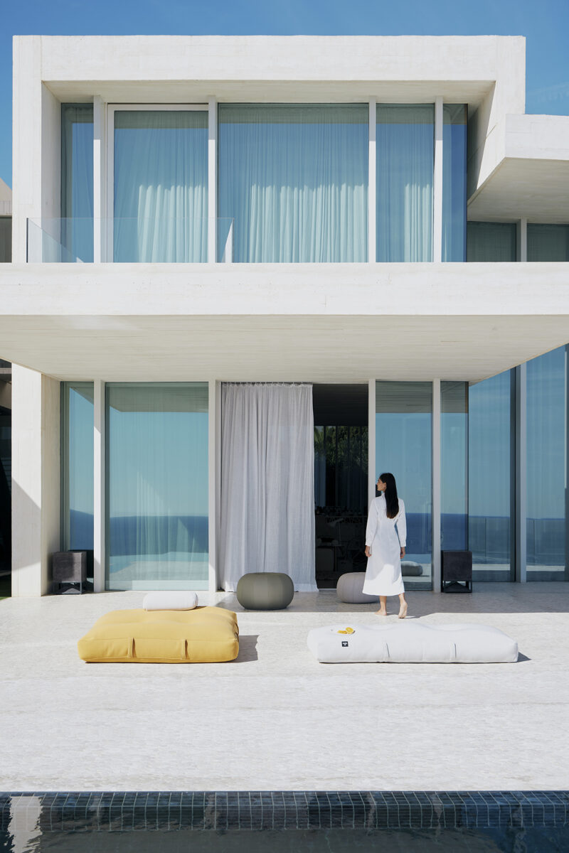 mandarina pouf outdoor and indoor furniture